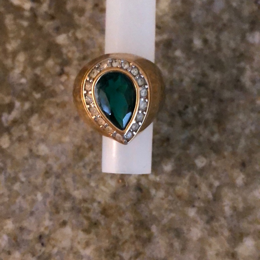 Emerald and rhinestone 12K solid gold ring